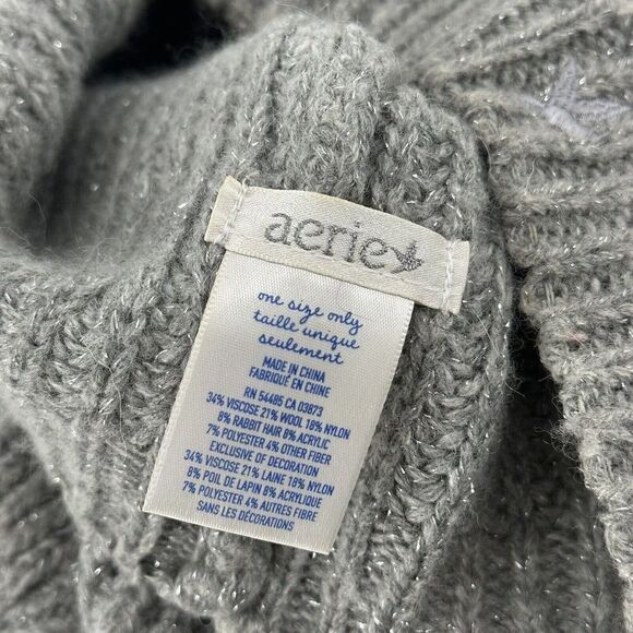 Aerie Beanie Womens Winter Hat Gray Silver Threading One Size Wool Blend Warm - Picture 5 of 5
